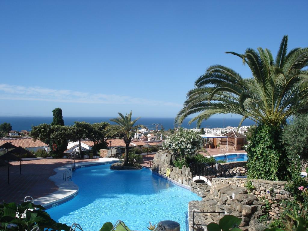 El Capistrano Sur Hotel Nerja Bagian luar foto