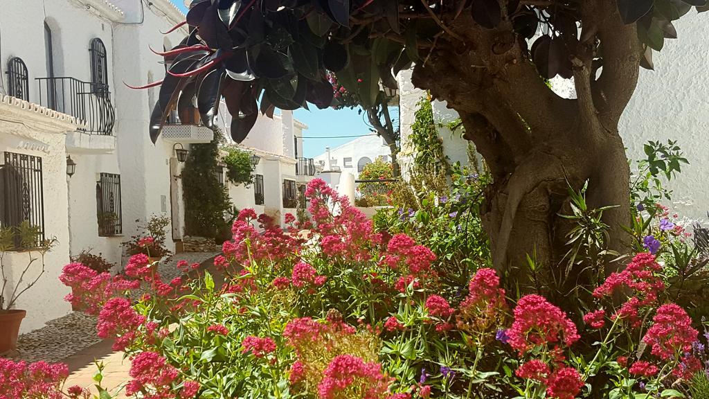 El Capistrano Sur Hotel Nerja Bagian luar foto